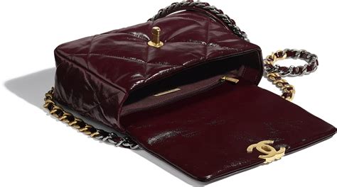 chanel 19 shiny crumpled calfskin|Pouch Shiny Crumpled Calfskin & Gold.